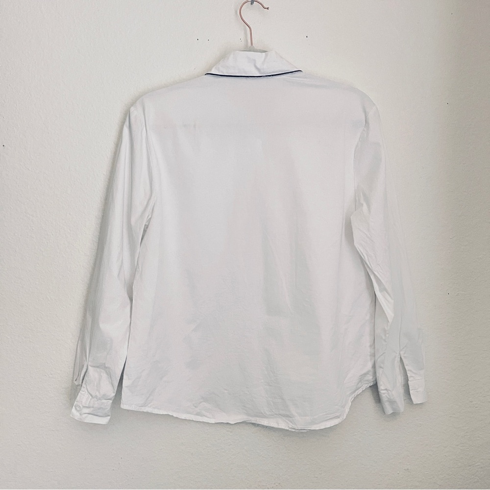 White button down women’s blouse with kitty cat wrap collar - Picture 3 of 10